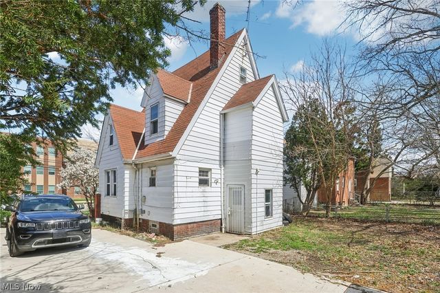 22350 Tracy Avenue, Euclid, OH 44123