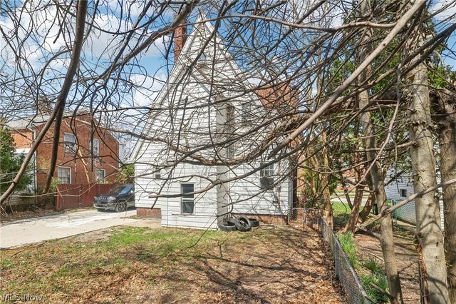 22350 Tracy Avenue, Euclid, OH 44123