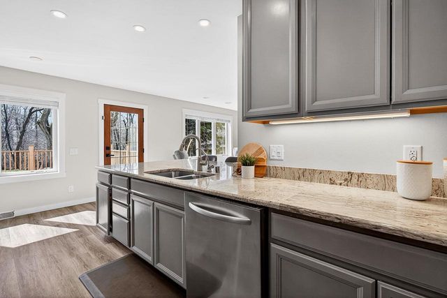 1791 FRAWLEY Drive, Sun Prairie, WI 53590
