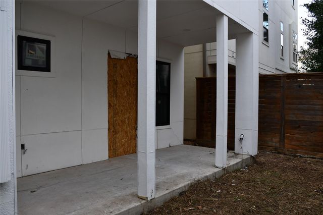 920 Patterson Street, Houston, TX 77007