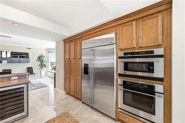 265 Indies WAY 701, Naples, FL 34110
