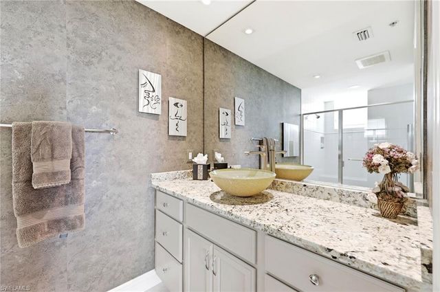 265 Indies WAY 701, Naples, FL 34110