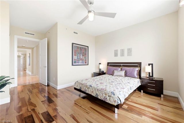 265 Indies WAY 701, Naples, FL 34110