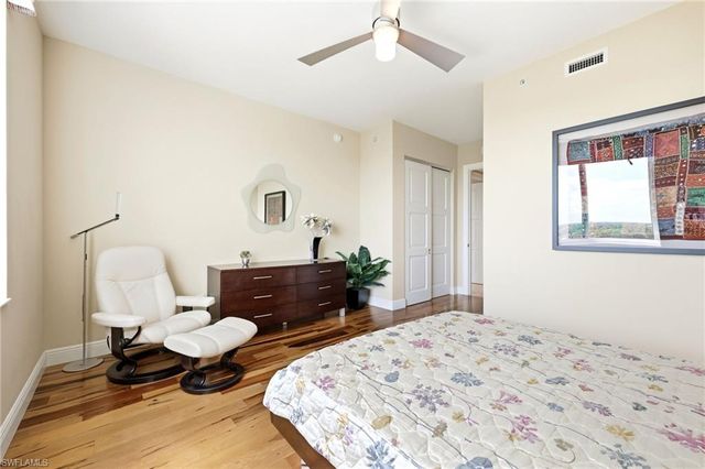 265 Indies WAY 701, Naples, FL 34110