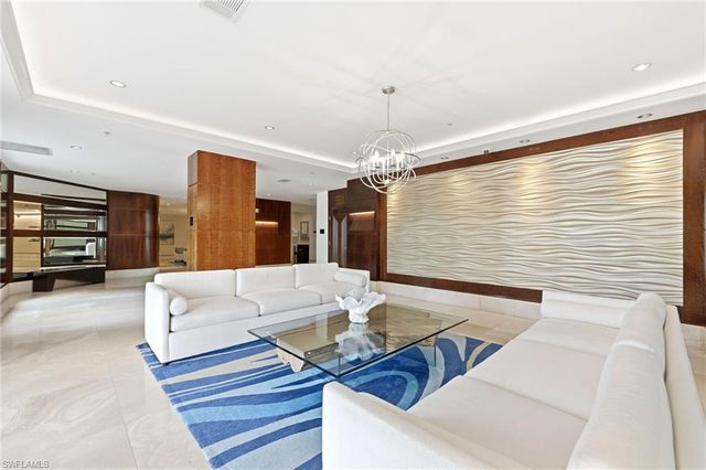 265 Indies WAY 701, Naples, FL 34110