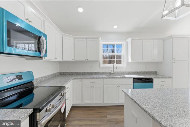 175 FAWN RUN LN, Hedgesville, WV 25427