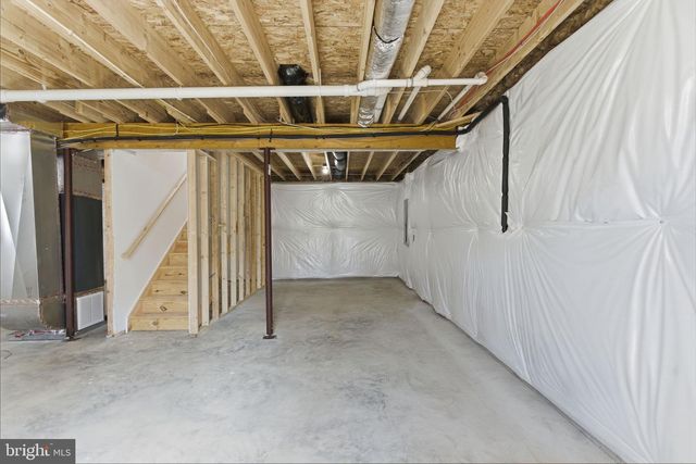 175 FAWN RUN LN, Hedgesville, WV 25427