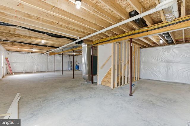 175 FAWN RUN LN, Hedgesville, WV 25427