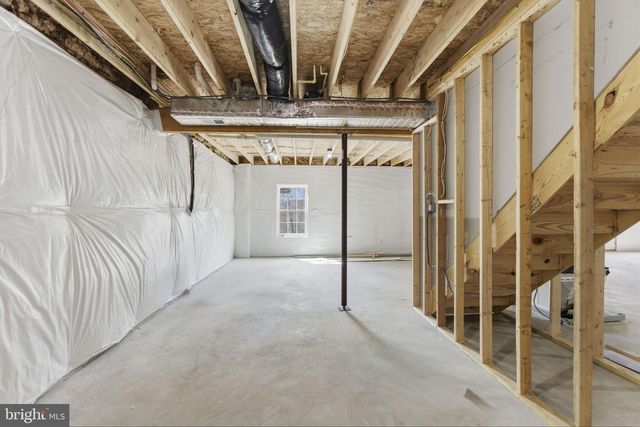 175 FAWN RUN LN, Hedgesville, WV 25427