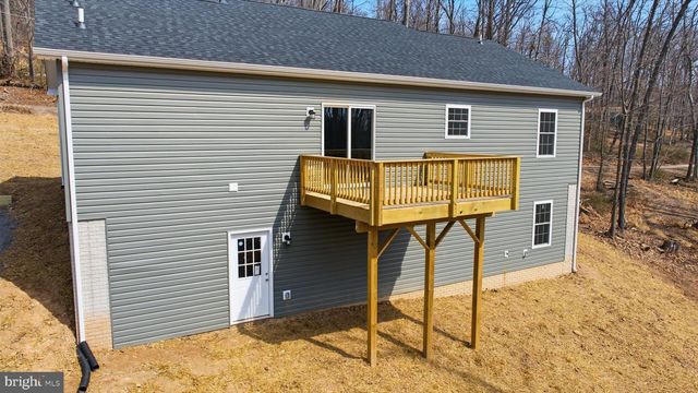 175 FAWN RUN LN, Hedgesville, WV 25427