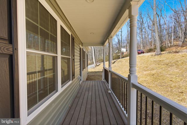175 FAWN RUN LN, Hedgesville, WV 25427