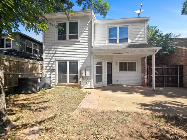 424 Sycamore Lane, Euless, TX 76039