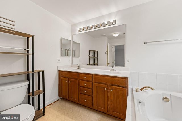 942 RIVERDALE CIR, Culpeper, VA 22701