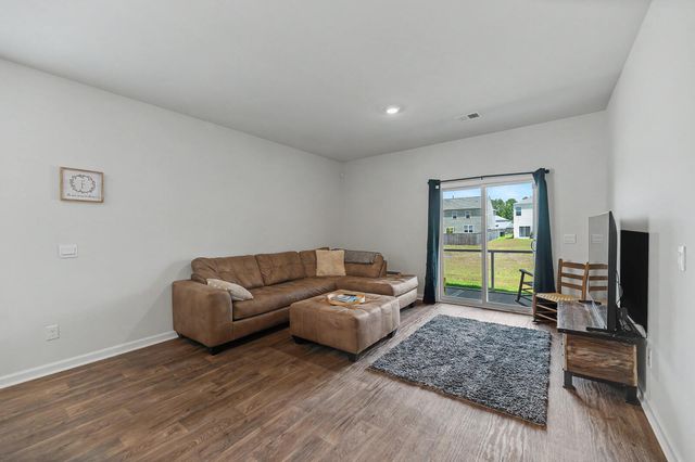 493 Cedarview Road, Summerville, SC 29486