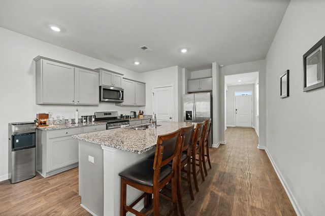 493 Cedarview Road, Summerville, SC 29486