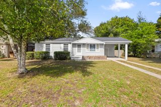 354 chicago Avenue, Valparaiso, FL 32580