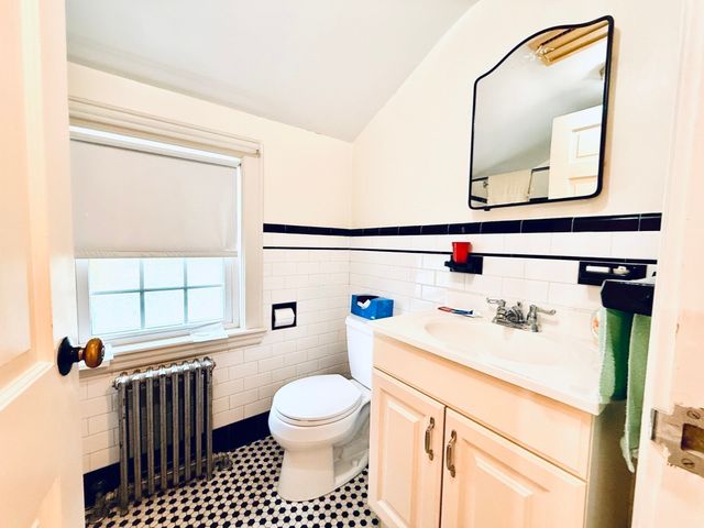 27 Keating Circle, Weymouth, MA 02190