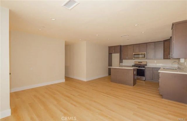 4928 8th Avenue, Los Angeles, CA 90043