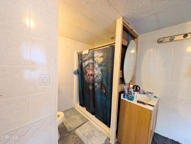 7737 Birchfield Road, Pound, VA 24279