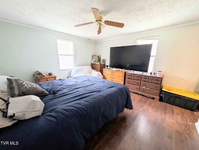 7737 Birchfield Road, Pound, VA 24279