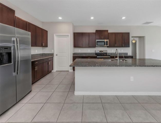 16612 CARLTON POND STREET, Wimauma, FL 33598