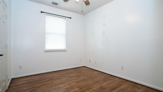 11922 Champions Walk Ln Lane, Houston, TX 77066