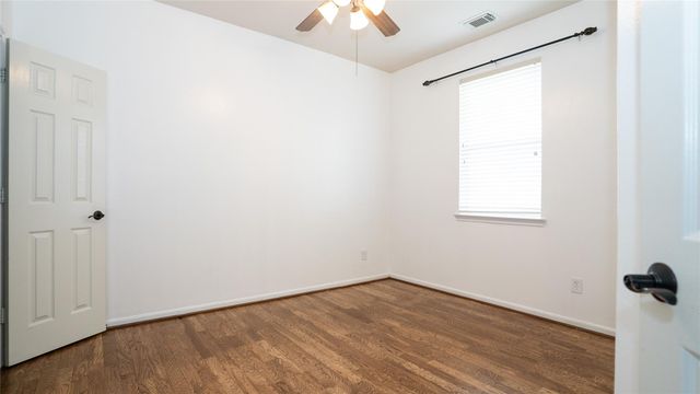 11922 Champions Walk Ln Lane, Houston, TX 77066