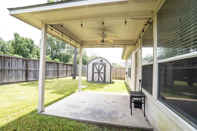 11922 Champions Walk Ln Lane, Houston, TX 77066