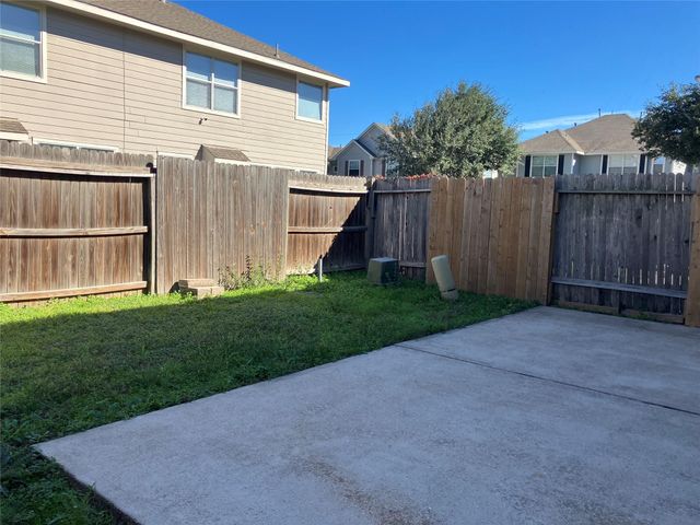 14310 Larkhall Lane, Houston, TX 77014