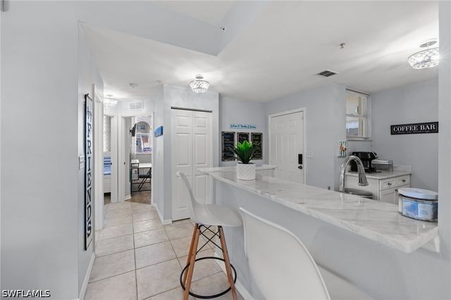 15393 Bellamar CIR 512, Fort Myers, FL 33908