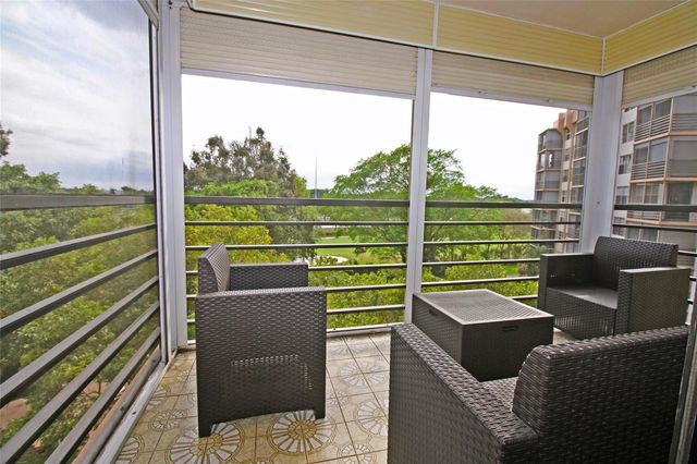 1100 Saint Charles Place 521, Pembroke Pines, FL 33026