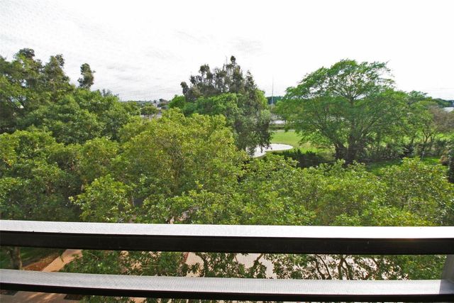 1100 Saint Charles Place 521, Pembroke Pines, FL 33026