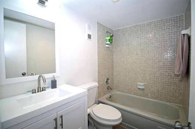 1100 Saint Charles Place 521, Pembroke Pines, FL 33026