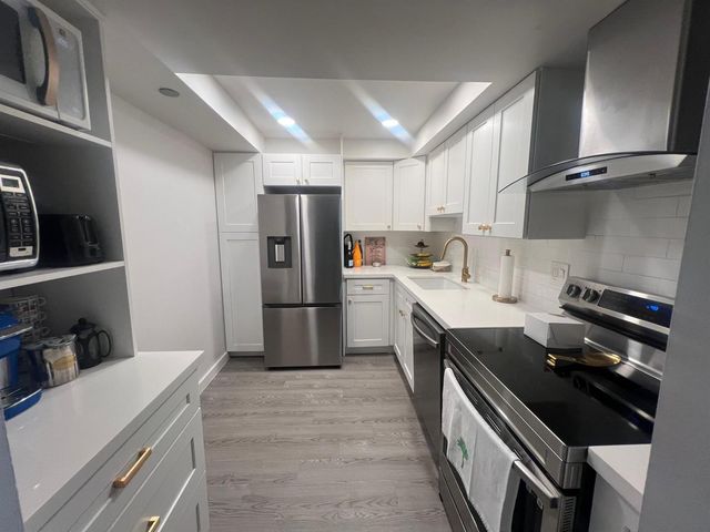 1100 Saint Charles Place 521, Pembroke Pines, FL 33026
