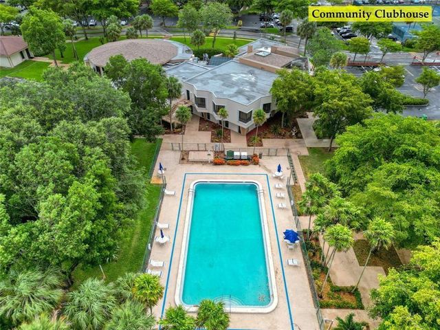 1100 Saint Charles Place 521, Pembroke Pines, FL 33026