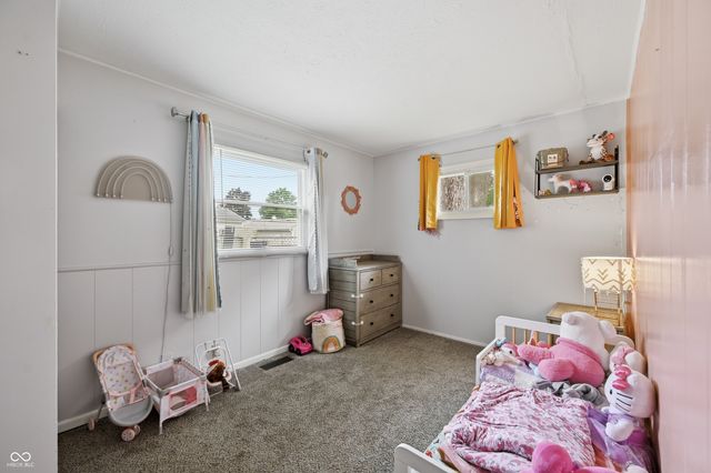 460 Southgate Drive, Greenwood, IN 46143