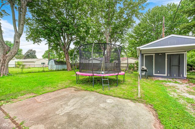 460 Southgate Drive, Greenwood, IN 46143