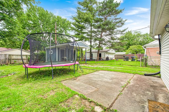 460 Southgate Drive, Greenwood, IN 46143