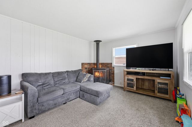 460 Southgate Drive, Greenwood, IN 46143