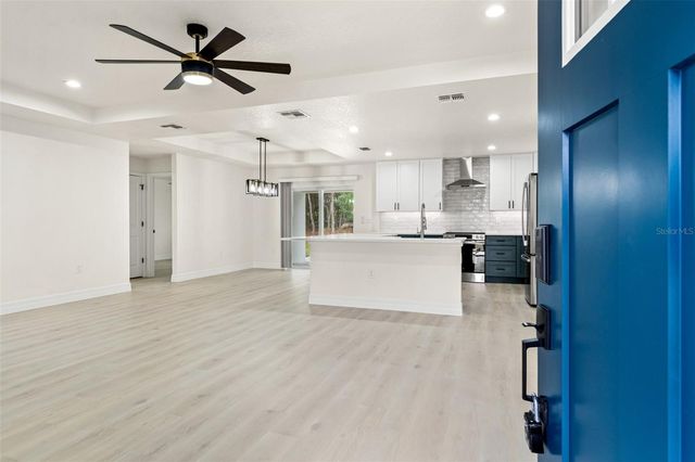 11362 PARAMOUNT AVENUE, Brooksville, FL 34614