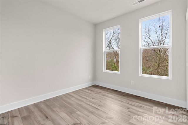 1011 Kokomo Lane, Charlotte, NC 28206