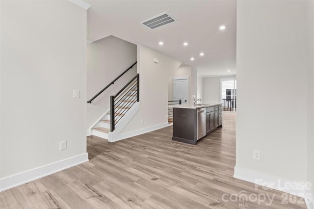 1011 Kokomo Lane, Charlotte, NC 28206