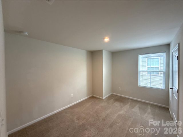 5112 Downhaul Drive, Charlotte, NC 28269