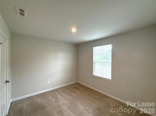 5112 Downhaul Drive, Charlotte, NC 28269