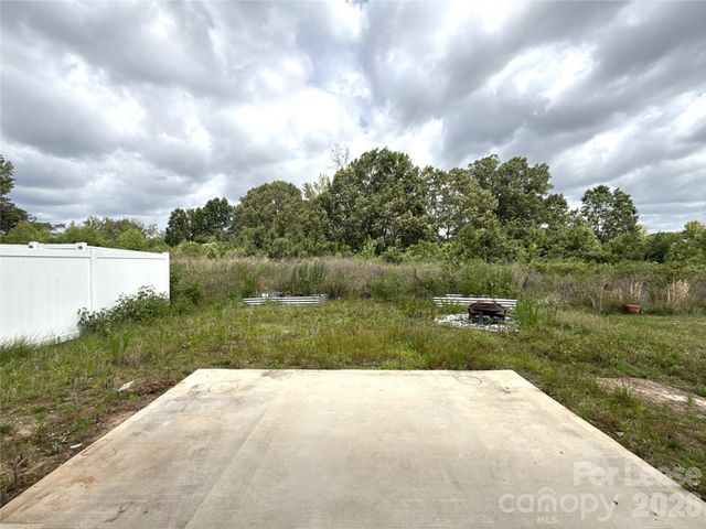 5112 Downhaul Drive, Charlotte, NC 28269