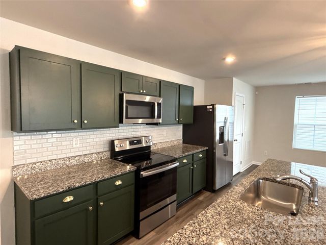 5112 Downhaul Drive, Charlotte, NC 28269
