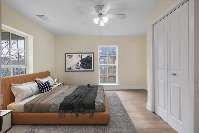 1715 Navaro Street, Dallas, TX 75208