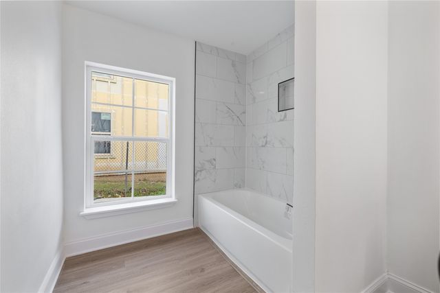 1715 Navaro Street, Dallas, TX 75208