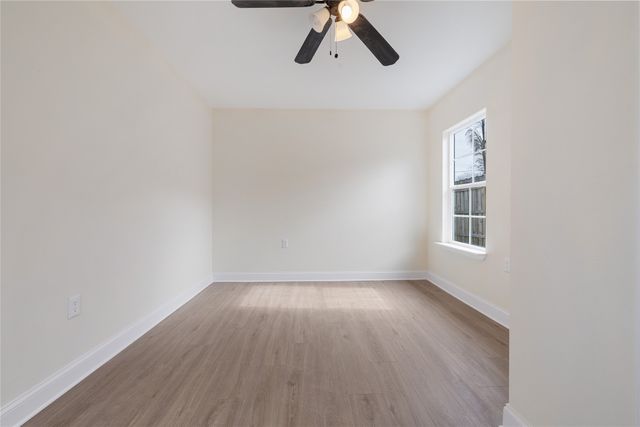 1715 Navaro Street, Dallas, TX 75208