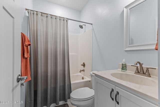 213 Bogue Carrier Court, Newport, NC 28570